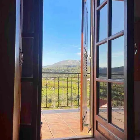 Sunny House At Ancient Mycenae, Close To Nafplio! Apartmán Mykines