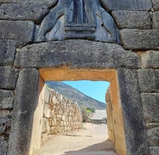 Sunny House At Ancient Mycenae, Close To Nafplio! Lägenhet